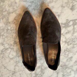 Treasure & Bond Charcoal/Dark Gray Suede Flats, Size 8.5
